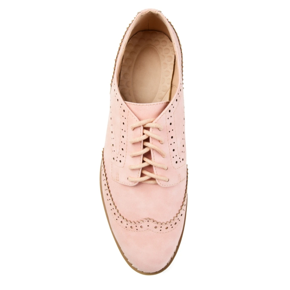 SOLD NWT Wingtip Casual Shoes, Blush, size 9 - Picture 4 of 11